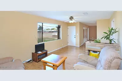 5121 E 9th Street, Tucson, AZ 85711 - Photo 8