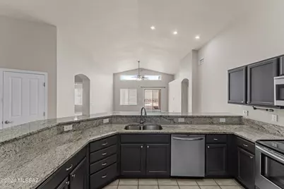 10215 E Mary Drive, Tucson, AZ 85730 - Photo 18