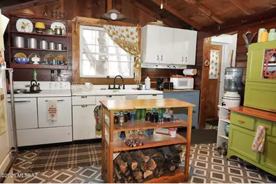 13223 E Turkey Creek Road, Pearce, AZ 85625 - Photo 20