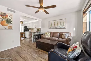 320 S Paseo Cerro, Green Valley, AZ 85614 - Photo 2