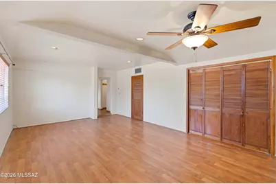 325 S Calle De La Azucena, Tucson, AZ 85711 - Photo 12