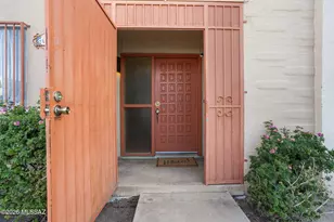 1337 E Fort Lowell Rd, Tucson, AZ 85719 - Photo 2