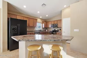 1507 N Via Mazatlan, Green Valley, AZ 85614 - Photo 12