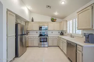 65762 E Rocky Path Dr, Tucson, AZ 85739 - Photo 10