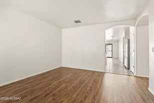10001 E Apache Rain Dr, Tucson, AZ 85748 - Photo 2
