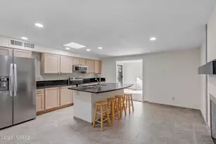 1546 S Marvin Ave, Tucson, AZ 85710 - Photo 8