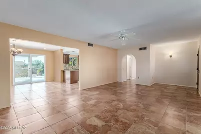132 E Santa Rebecca Drive, Green Valley, AZ 85614 - Photo 6