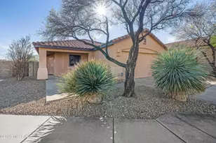6684 E Ladonna Ln, Tucson, AZ 85706 - Photo 1