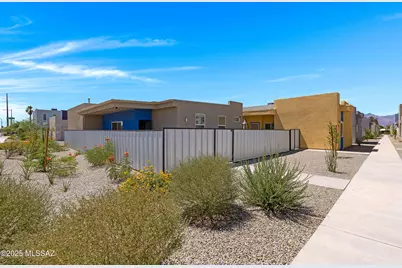 1881 S Poetry Lane, Tucson, AZ 85711 - Photo 2