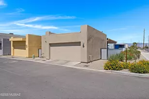 1881 S Poetry Ln, Tucson, AZ 85711 - Photo 22