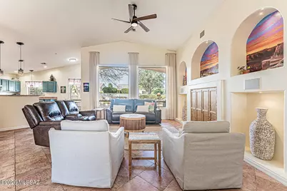 668 W Greenview Place, Green Valley, AZ 85614 - Photo 12