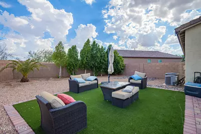 6255 S Desert Peak Drive, Tucson, AZ 85706 - Photo 10