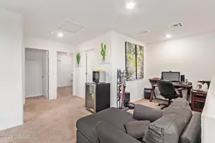 6255 S Desert Peak Dr, Tucson, AZ 85706 - Photo 16