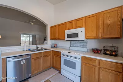 8949 N Willeta Drive, Tucson, AZ 85743 - Photo 12