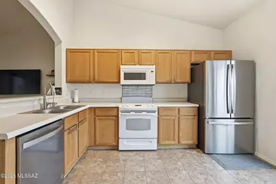 8949 N Willeta Drive, Tucson, AZ 85743 - Photo 6