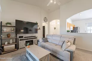 8949 N Willeta Dr, Tucson, AZ 85743 - Photo 10