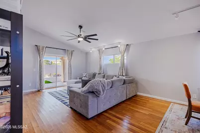 12413 N Brightridge Drive, Oro Valley, AZ 85755 - Photo 10