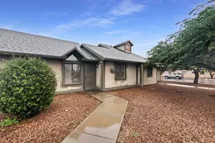 2713 N Pacific Dr, Tucson, AZ 85705 - Photo 16