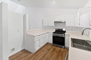 2713 N Pacific Dr, Tucson, AZ 85705 - Photo 8