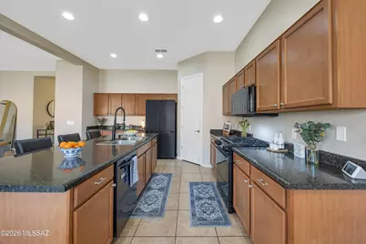 5460 W Thornscrub Road, Marana, AZ 85658 - Photo 10