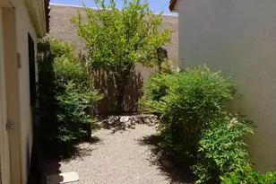 5900 N Misty Ridge Dr, Tucson, AZ 85718 - Photo 4