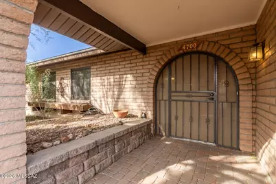 4700 W Red Wolf Drive, Tucson, AZ 85742 - Photo 4