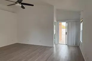 9435 N Painted Sky Dr, Tucson, AZ 85743 - Photo 4