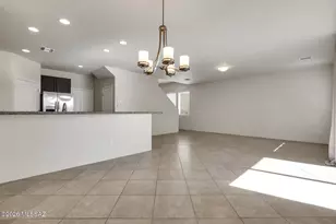 2843 N Silkie Pl, Tucson, AZ 85719 - Photo 12