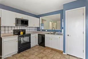 5164 E Desert Straw Ln, Tucson, AZ 85756 - Photo 10