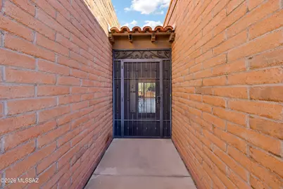 1728 W Dalehaven Circle, Tucson, AZ 85704 - Photo 8