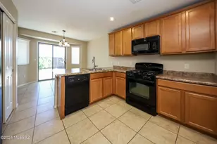 4787 E American Beauty Dr, Tucson, AZ 85756 - Photo 10