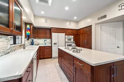 5530 E Miles Circle, Tucson, AZ 85712 - Photo 4
