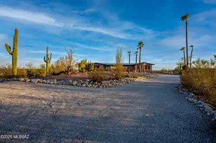 5240 E River House Rd, Tucson, AZ 85718 - Photo 2