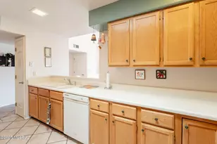 1857 W Dalehaven Cir, Tucson, AZ 85704 - Photo 8