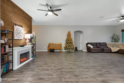 13561 E Aviara Place, Vail, AZ 85641 - Photo 8