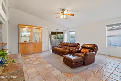 2572 W Bluffs Peak Court, Tucson, AZ 85742 - Photo 8