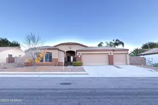 268 W Azmataz Rd, Tucson, AZ 85737 - Photo 2
