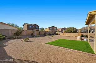 8267 W Babbitt Ct, Tucson, AZ 85757 - Photo 32