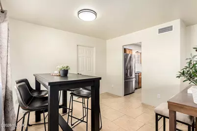 7781 N Nicole Place, Tucson, AZ 85741 - Photo 8