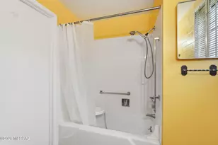 386 S La Canada Dr, Green Valley, AZ 85614 - Photo 12