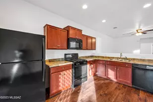 6662 S Cut Bow Dr, Tucson, AZ 85757 - Photo 8