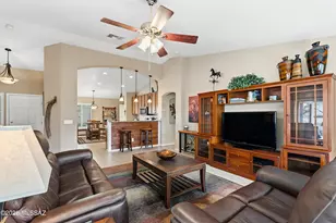 2776 E Glen Canyon Rd, Green Valley, AZ 85614 - Photo 14