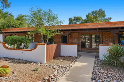 361 S Paseo Pena #B, Green Valley, AZ 85614 - Photo 1