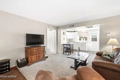 361 S Paseo Pena #B, Green Valley, AZ 85614 - Photo 6