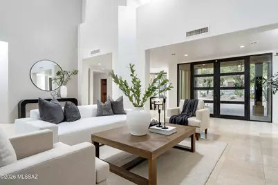 6872 E Desert Wind Court, Tucson, AZ 85750 - Photo 2