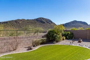 9800 N Saguaro Breeze Way, Marana, AZ 85653 - Photo 1