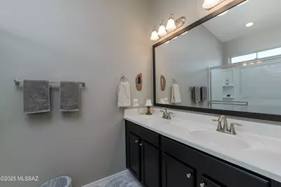 9800 N Saguaro Breeze Way, Marana, AZ 85653 - Photo 12