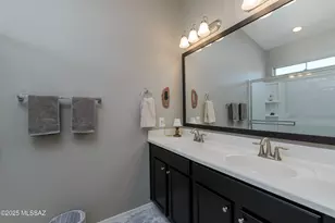 9800 N Saguaro Breeze Way, Marana, AZ 85653 - Photo 12