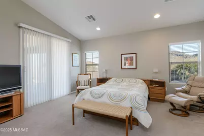 9800 N Saguaro Breeze Way, Marana, AZ 85653 - Photo 8