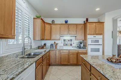 62825 E Amberwood Drive, Tucson, AZ 85739 - Photo 16